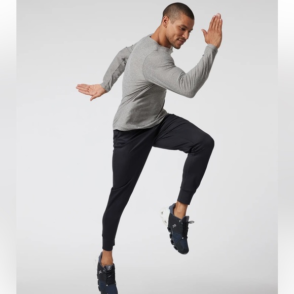 VUORI Sunday Performance Jogger in Black - Like New, Size Large - Picture 2 of 15